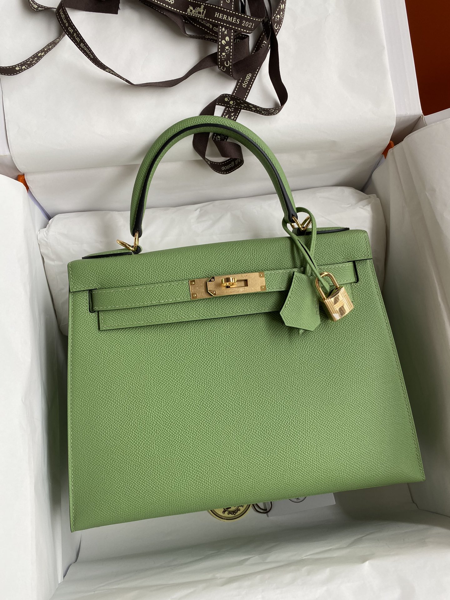 Hermes Kelly 28cm Handbag Shoulder Bag in Green Kiwi Epsom Leather